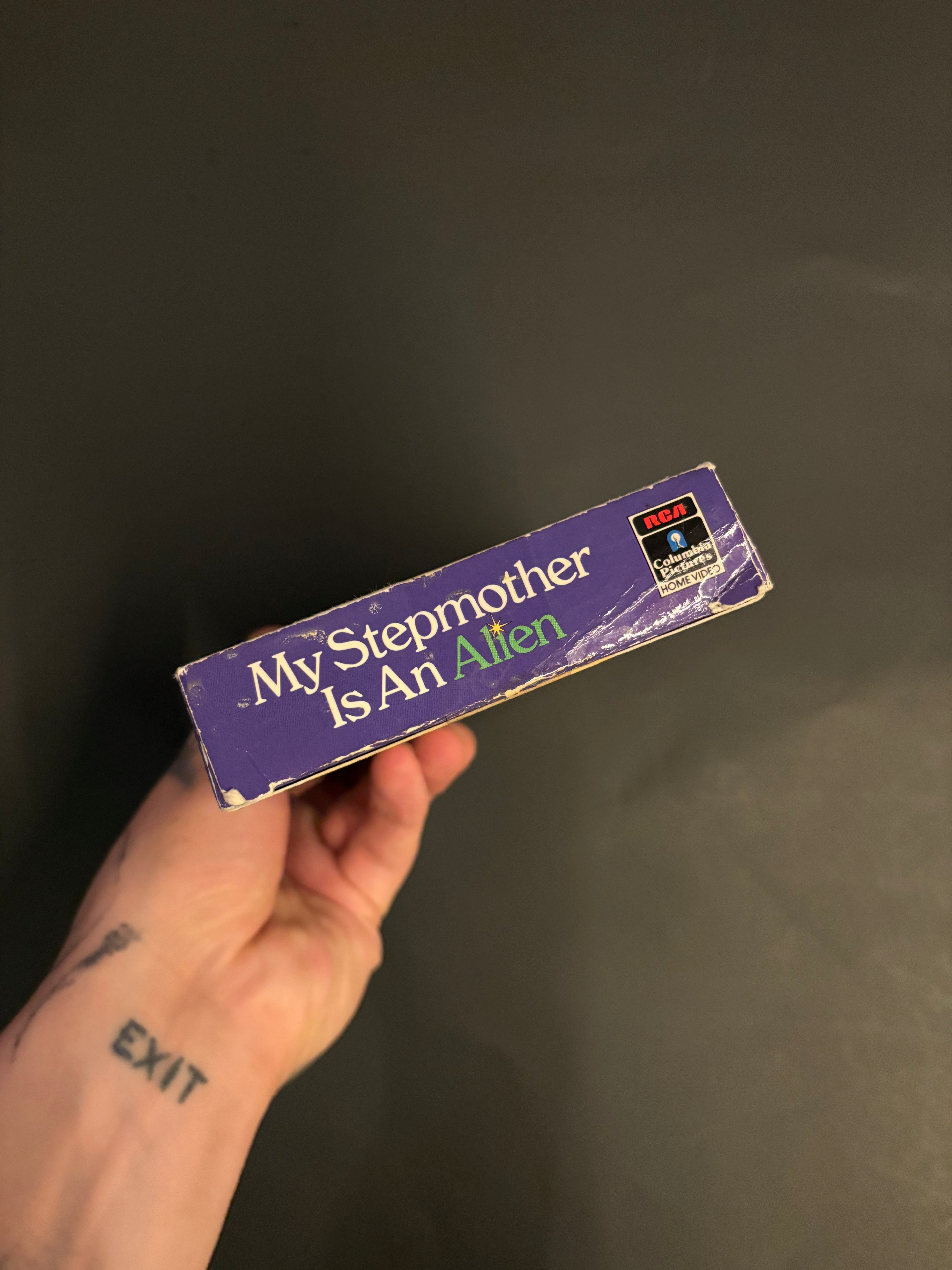 My Stepmother is an Alien (1988) VHS