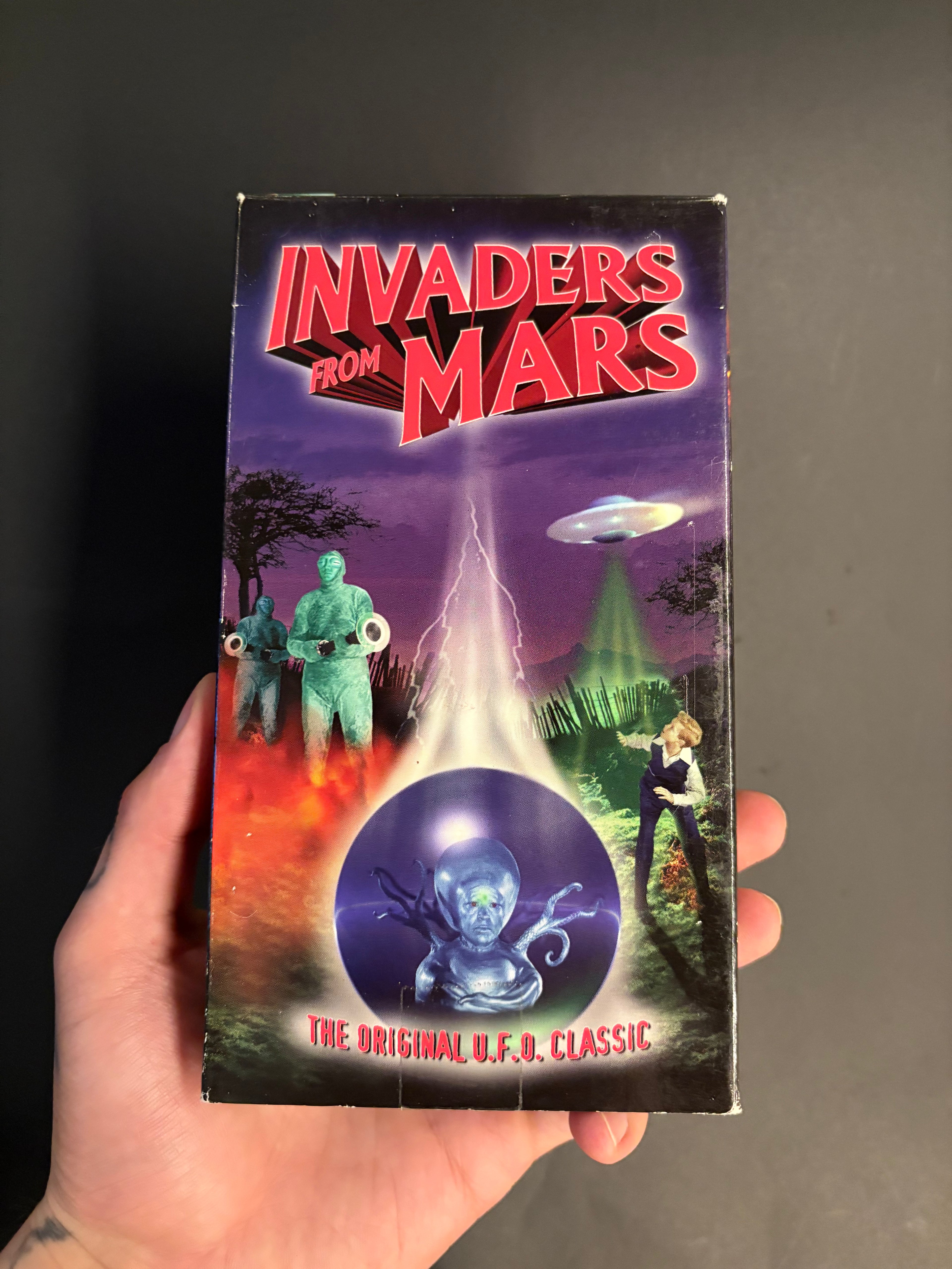 Invaders from Mars (1953) VHS