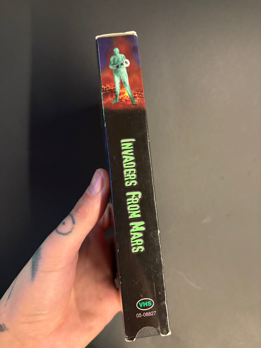 Invaders from Mars (1953) VHS