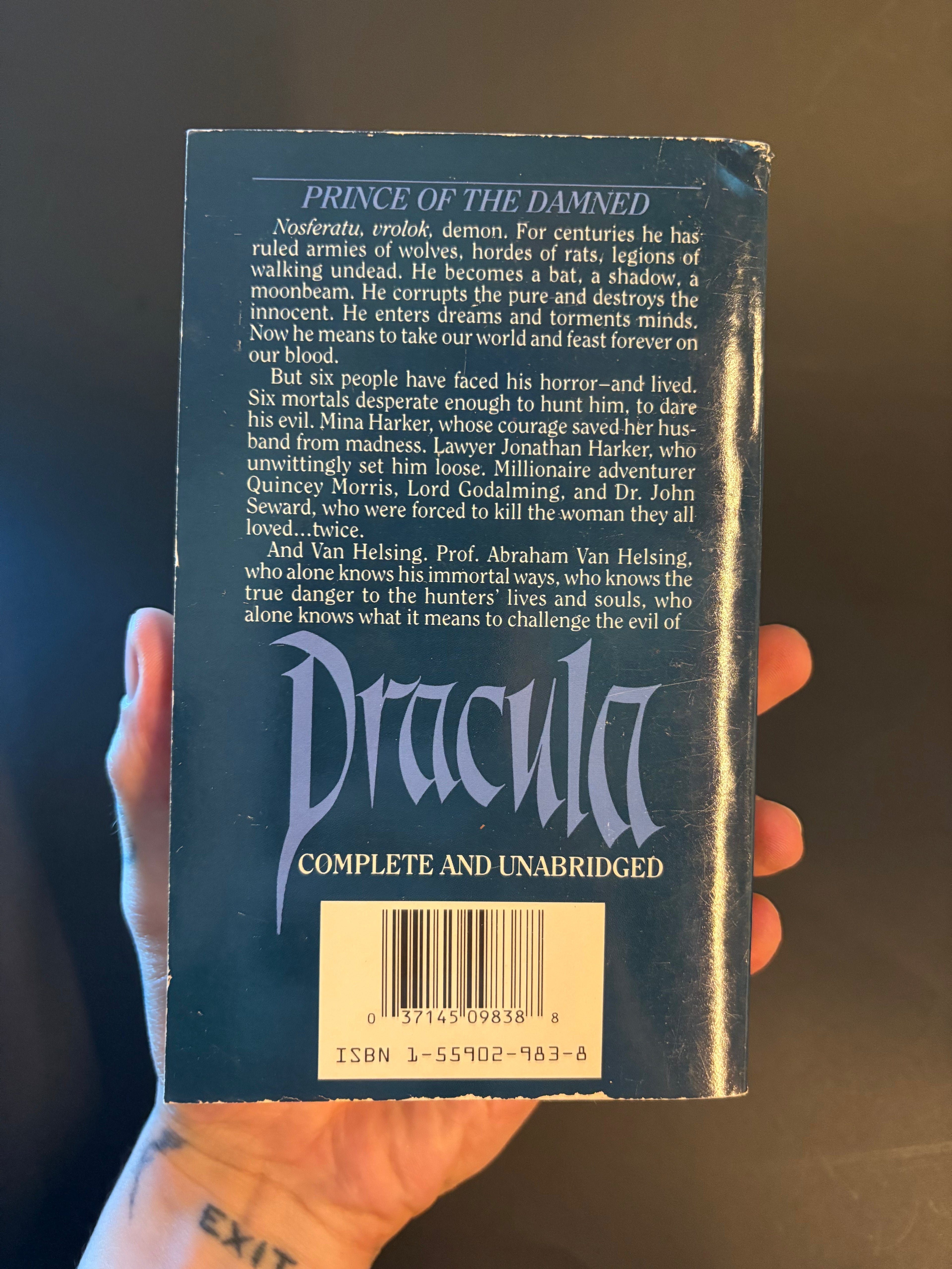 Dracula © 1897 by Bram Stoker (1995 Wal-Mart Exclusive Reprint)