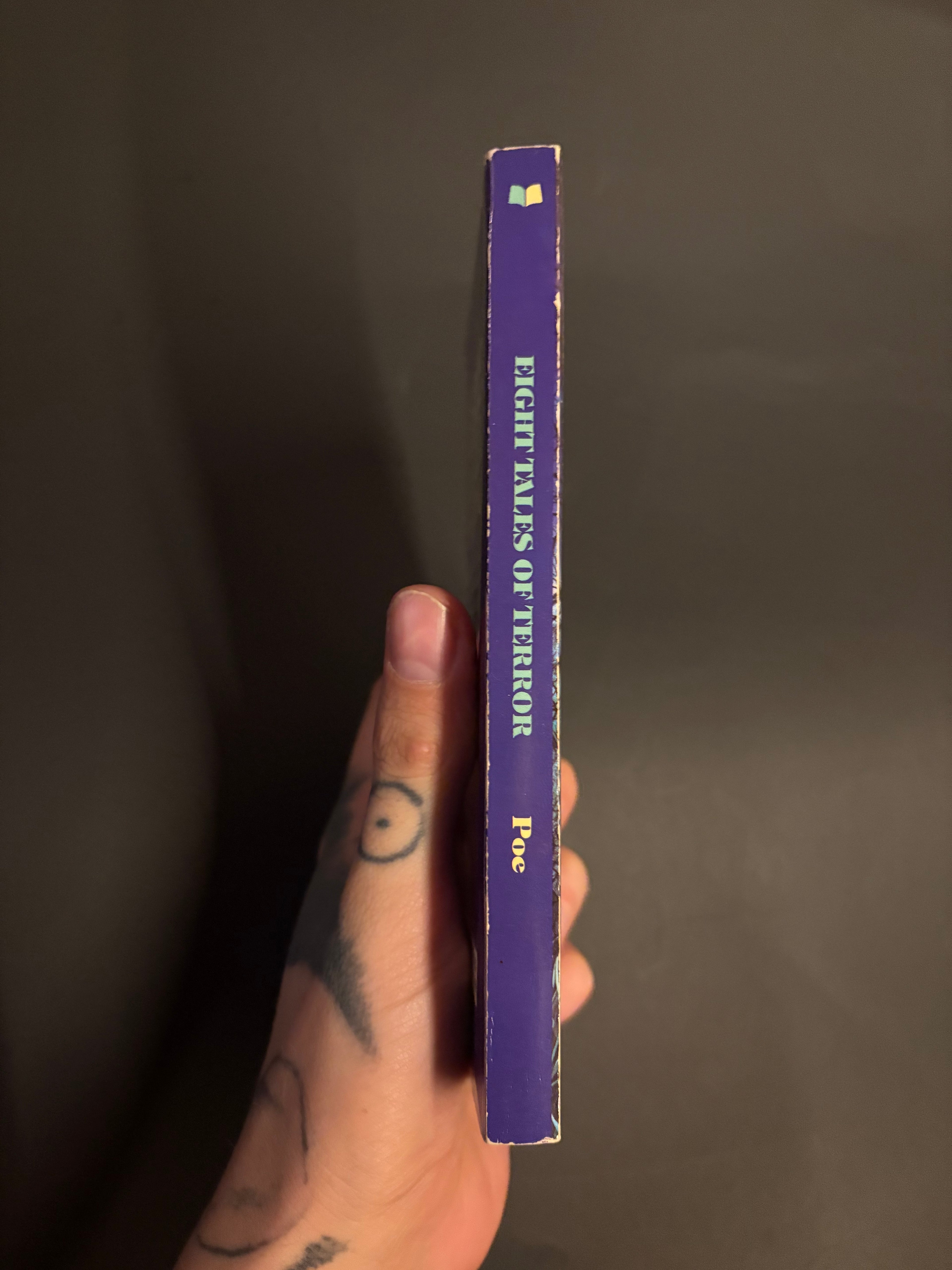 Edgar Allan Poe - Eight Tales of Terror © 1978 by Scholastic